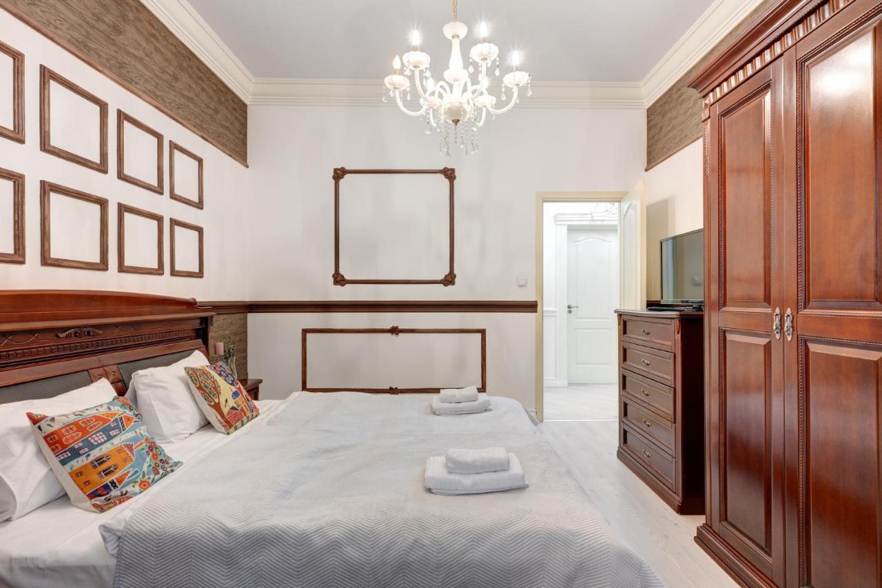 Beautiful 2Bedflatcismigiu Apartment Bucharest Luaran gambar